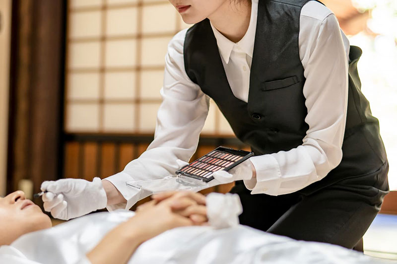 死化粧